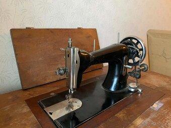 Šicí stroj Athene - 4