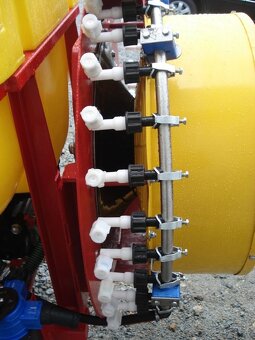 Postřikovač do vinic a sadů - 4