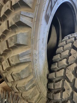 prodám pneumatiky Nokian - 4