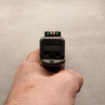 Glock 19 - 4