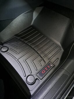Autokoberce WeatherTech na VW Polo AW - 4