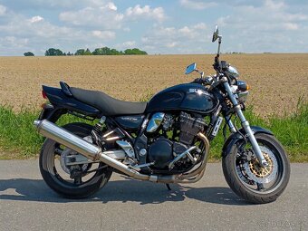 Suzuki GSX 750 Inazuma - 4