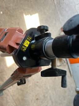 Stativ klikový HILTI PUA 30 - 4