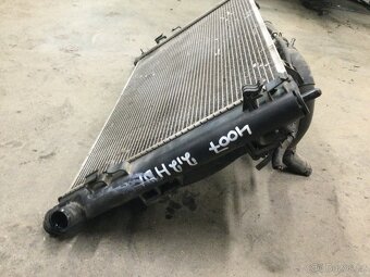Peugeot 4007 2,2 Hdi - ventilátory + chladič. - 4