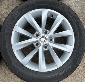 Letní kola Škoda Octavia 3 205/55 R16 Dunlop Bluresp. (0423) - 4