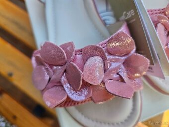 Nove sandalky pro holcicku Lasocki 29 - 4