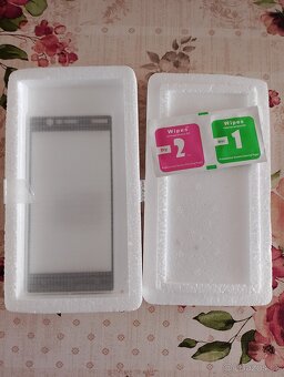 Zadní kryt + ochranné sklo Nokia - 4
