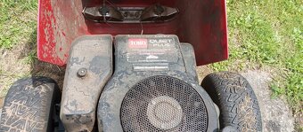 Prodám zahradní traktor TORO 14,5hp - 4