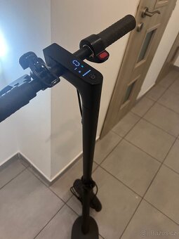 Predám elektrickú kolobežku Xiaomi Mi Electric Scooter Pro - 4