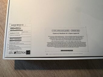 Apple MacBook Air 13" M1, 256GB SSD, 8GB RAM - 4