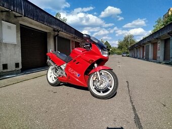 Honda VFR 750 - 4