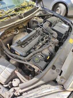 Ford Mondeo Mk3 2.0i 107kW – na díly nebo celý vůz – 5 000 K - 4