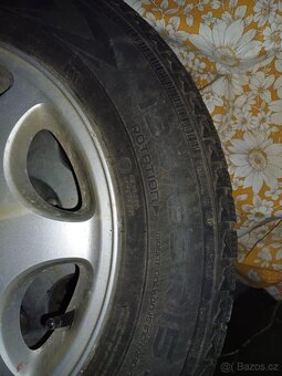 subaru kola 195/65/15 - 4