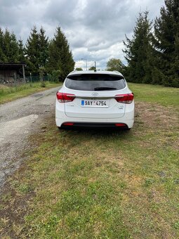 Hyundai i40, 2014, 160t km, 100kw, automat - 4