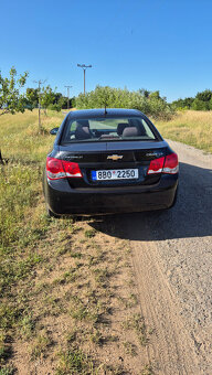 Chevrolet Cruze 1.6 - 4