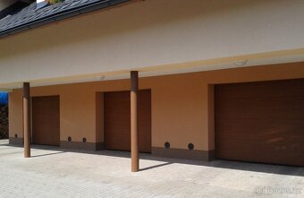 HORMANN SEKČNÍ GARÁŽOVÁ VRATA ISOMATIC42 /2500x2125mm - 4