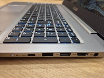 Notebook ASUS Zenbook UX510U - 4