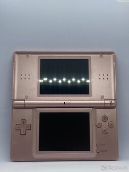 Konzole Nintendo DS Lite Růžová barva + hry - 4