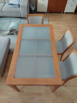 Jídelní stůl s židlemi - 4