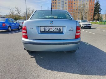 Škoda Fabia Sedan - 4