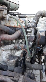motor octavia ,spartak - 4