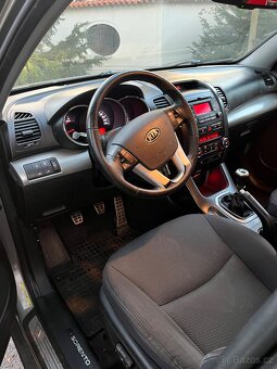 Prodám Kia Sorento 2.2CRDI najeto 160tis.km - 4