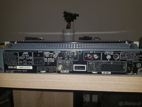 Jvc th-a9 Toca cd-dvd-radio - 4