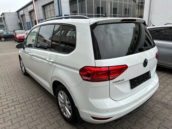 VW Touran 2.0TDI 110kW DSG 2020 ACC LED kamera TAŽNÉ - 4