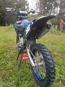 Yamaha YZ85 - 4