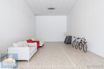 Pronájem obchodních prostor/showroomu (142,4 m2), SHOP PARK - 4