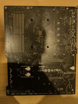 MSI MPG B550 GAMING PLUS - 4