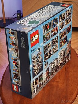 LEGO 10255 Assembly Square 🎅 - 4