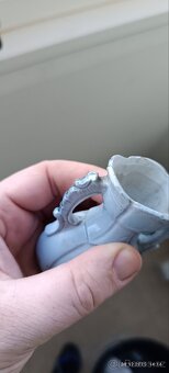 Prodám porcelánovou vázičku z 1. sv. války, originál - 4