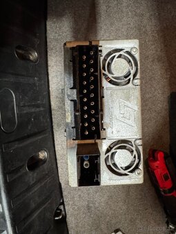 BMW e90/91/92/93 zesilovač (top Hifi DSP) - 4