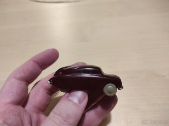 Tatra bakelit - stará hračka - 4