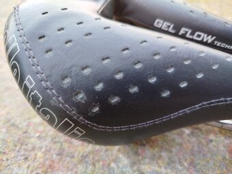 sedlo Selle Italia MAX Gel Flow - 4