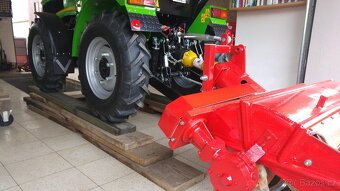 Prodám rotavátor KYR 100A předělaný na 3 bodové uchycení - 4