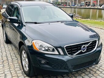 Volvo XC60 2.4 D5 4x4 151KW MANUÁL 1.MAJITEL NAVI SERVISKA - 4