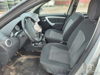 Dacia Sandero č. 1022 - 4