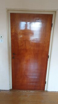 Dřevěné dveře staré interierové - 4