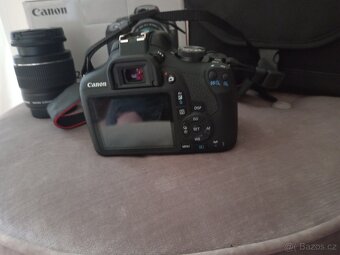 Canon EOS 2000D + EF-S 18–55 mm IS II, černá set digitální z - 4