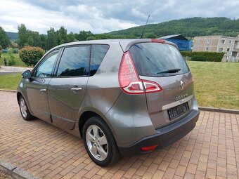 Renault Scenic III 1.6 81Kw, 9/2009 100 400KM - 4