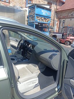 AUDI Q7 3,0TDI SEDMIMÍSTNÉ - 4