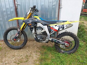 Suzuki RM-Z 450 - 4
