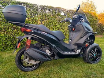 Piaggio MP3 300 HPE Sport ABS,ASR - 4