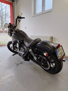 prodám motocykl Harley Davidson Street Bob - 4