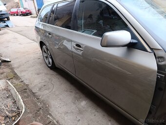 BMW e61 530xd lci (díly ) - 4