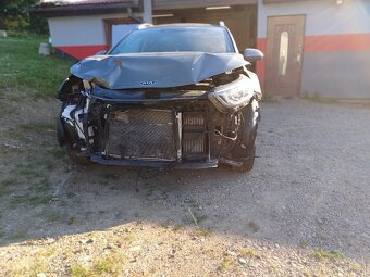 Kia stonic 1.0 turbo hybryd - 4