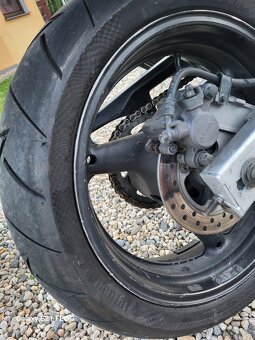 HONDA HORNET 600. NOVÝ MOTOR 14 .TIS KM - 4