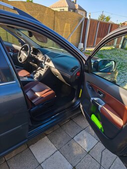 Volvo XC90 - 4